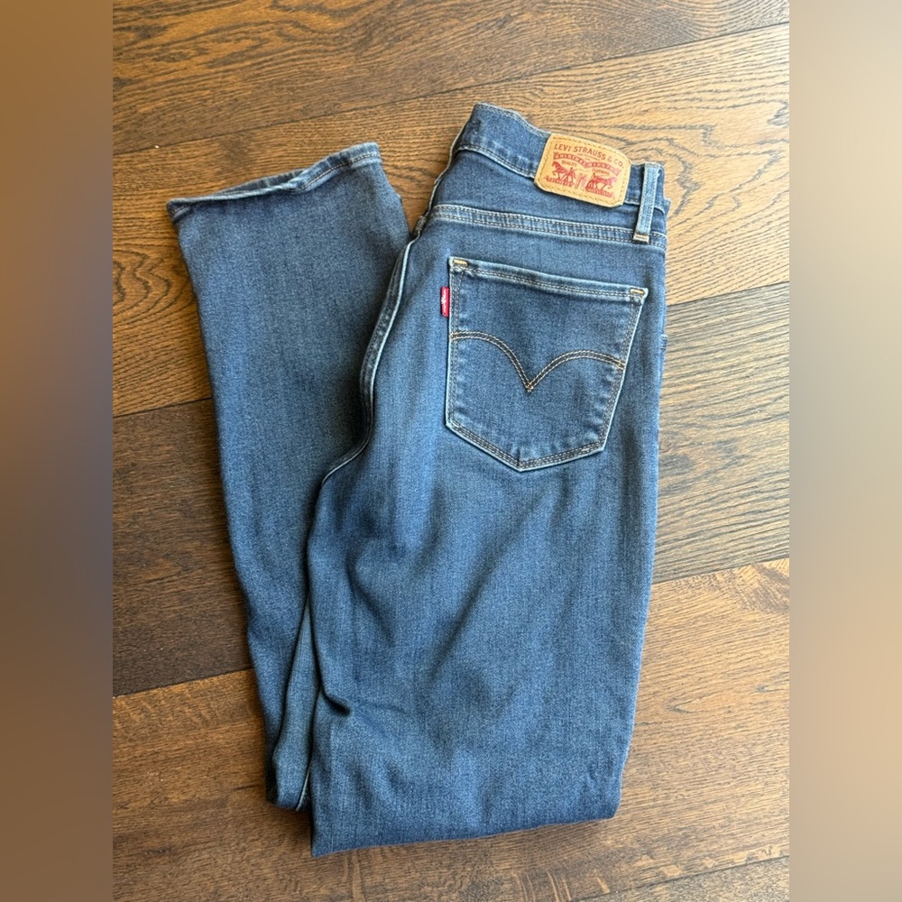 Levi's 724 High Rise Women’s Classic Denim Jeans